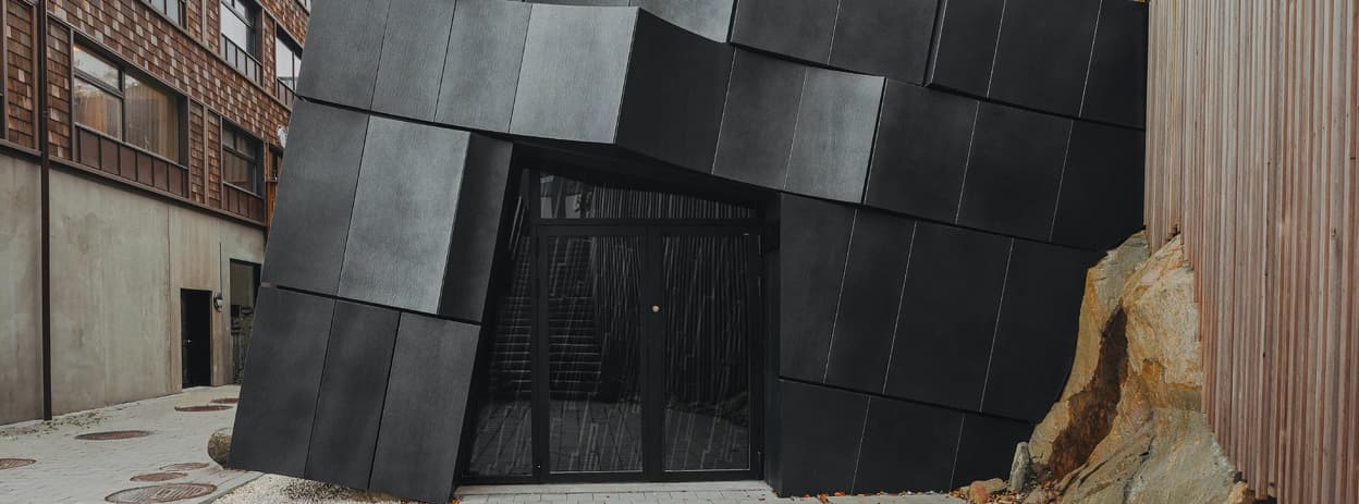 نقش فناوری هیدرو–دیپ در پوسته فلزی تالار کوه؛ وقتی نما شبیه شیء علمی–تخیلی میشود